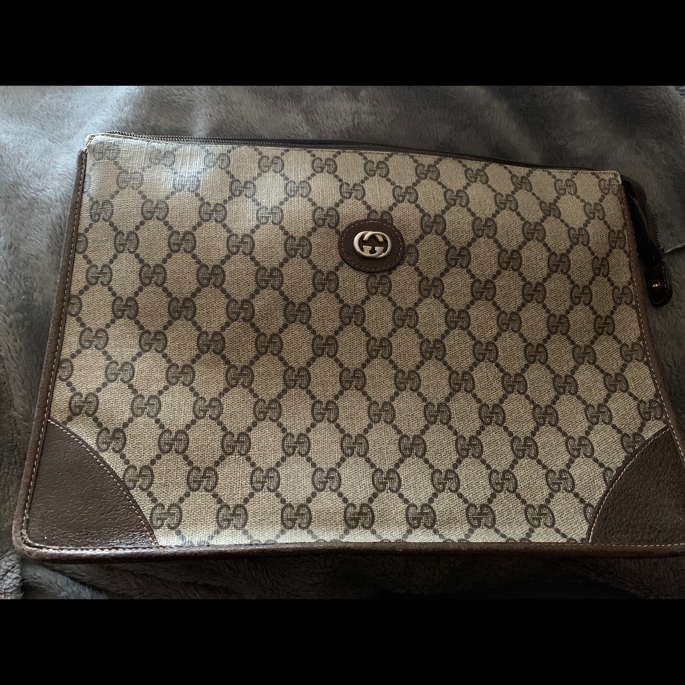 Gucci clutch